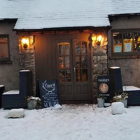 Lile At Gleaston Water Mill ألفرستون