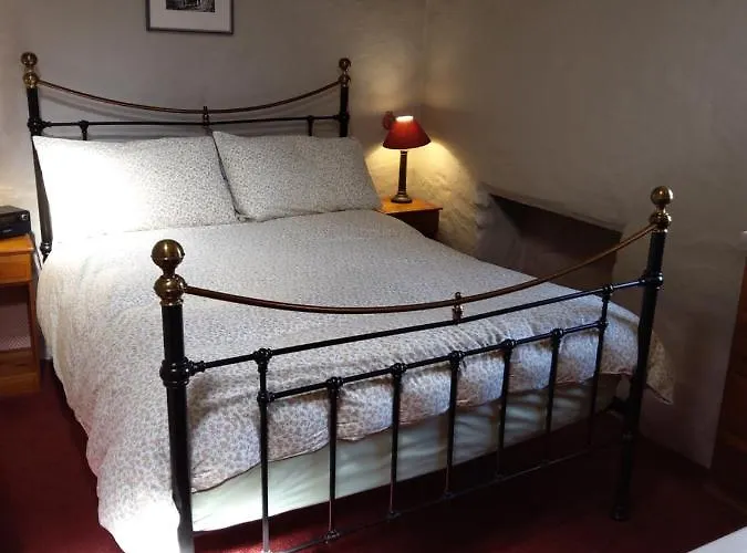 Lile At Gleaston Water Mill 울버스톤